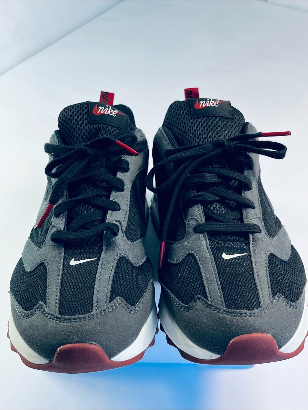 Nike Air Max Dawn Athletic Shoes #DQ3991-001 Black White Burgundy Men’s :10 - Picture 3 of 15